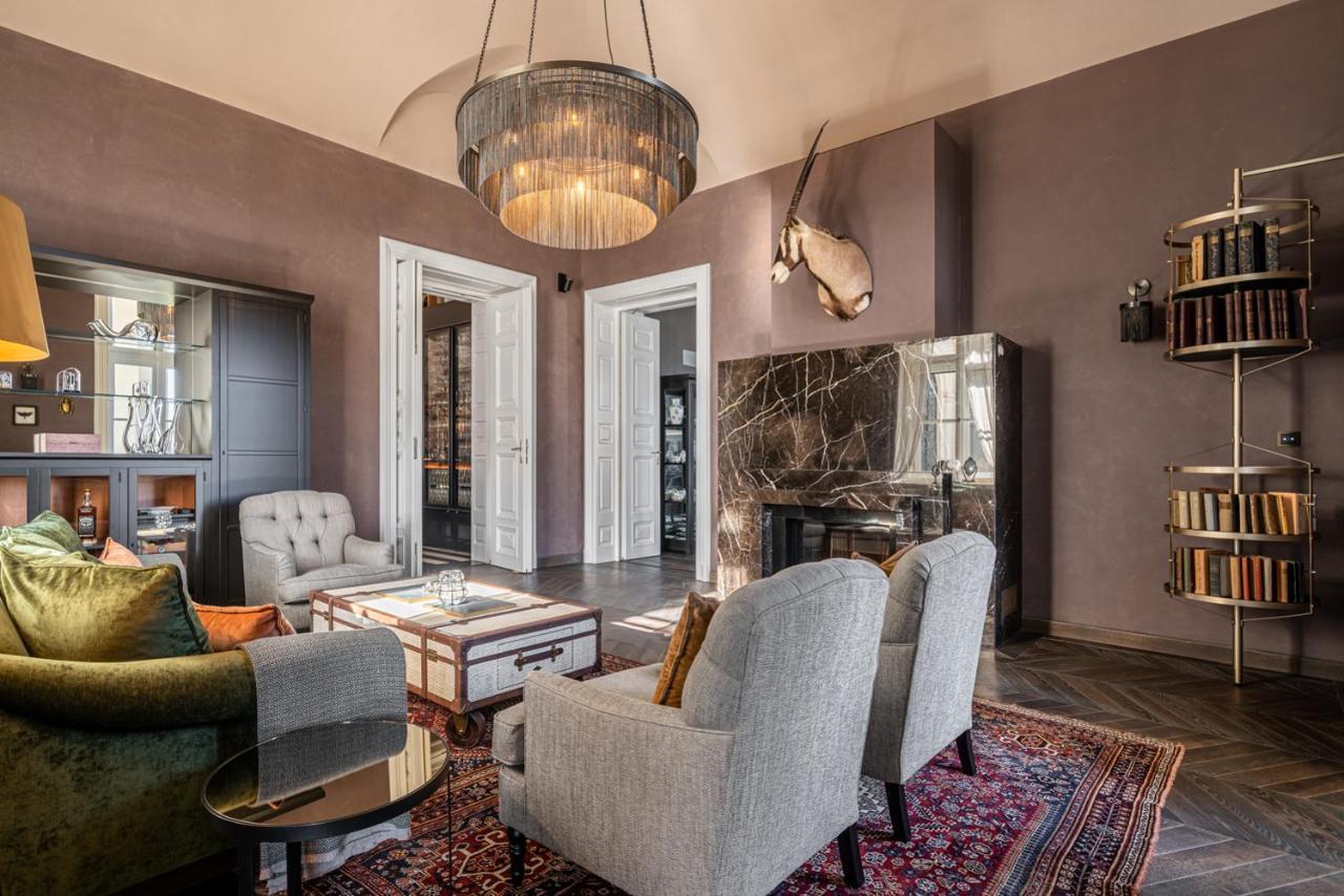 Botaniq Castle Of Tura - Small Luxury Hotels Of The World Eksteriør billede